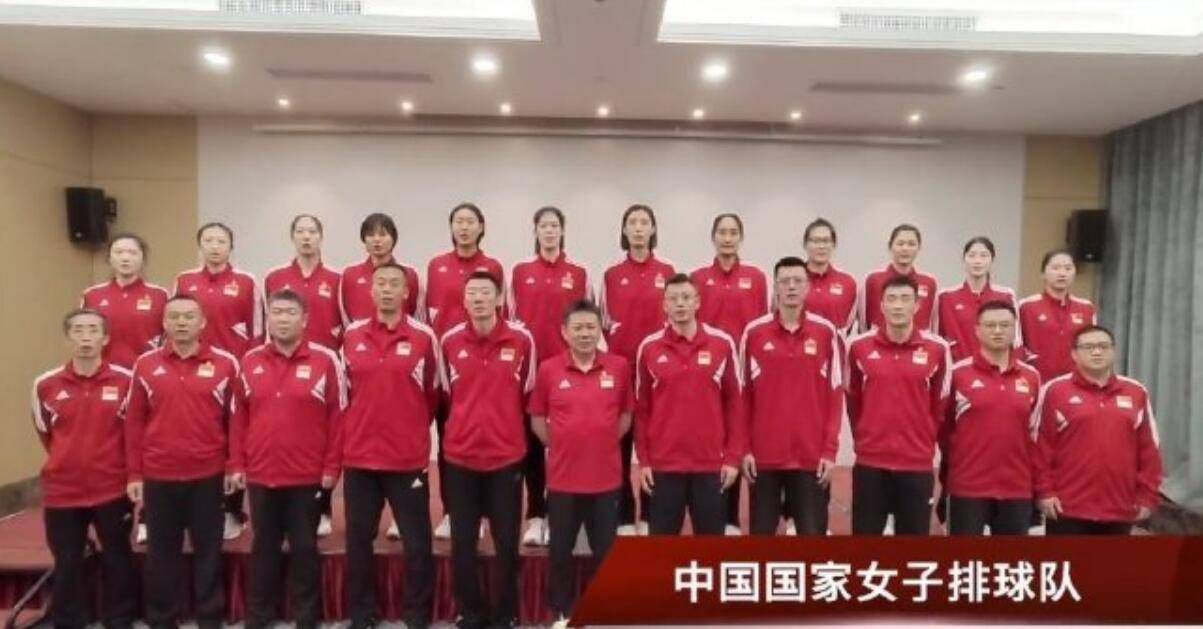 Jade是一个被硫酸烧伤的年青妈妈——她的脸在完成了重建手术以后仍是留下了难以消弭的疤痕，履历了心里的解体和人际关系的分裂后，她采纳了比力极真个体例试图挽回曾正常的糊口。